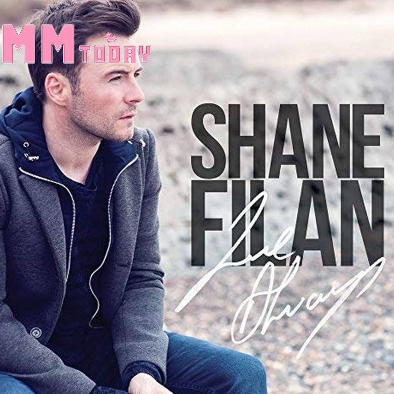 Shane đã phát hành 3 album solo